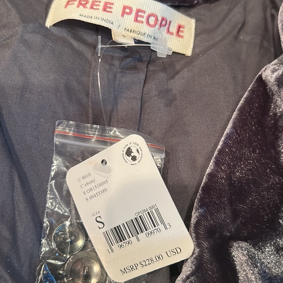 NWT FREE PEOPLE faye velvet military style jack in ebony grey size small - Picture 8 of 12